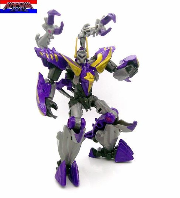 Transformers Generations Fall Of Cybertron Kickback Review Image  (2 of 18)